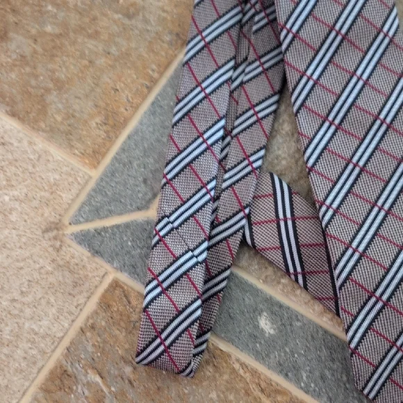 Burberry Checkered Silk Tie in Black, Red, and White - Picture 6 of 7